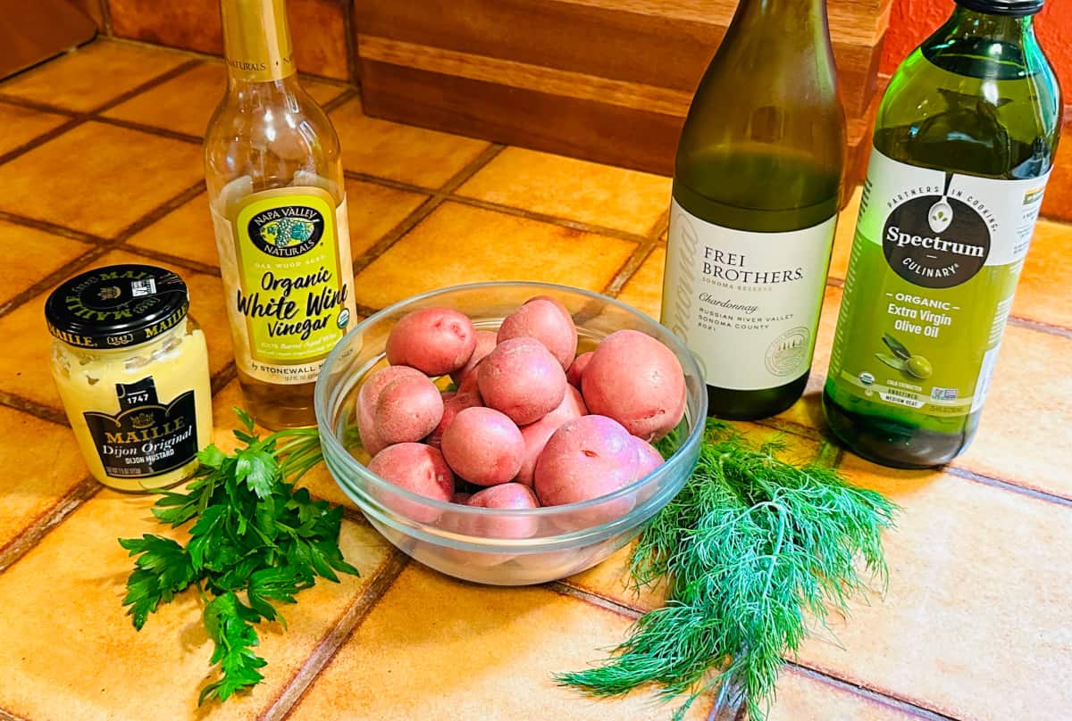 Ingredients for dill potatoes.