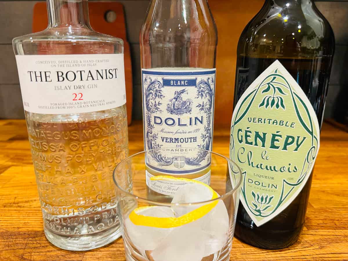 Ingredients for a white Negroni.